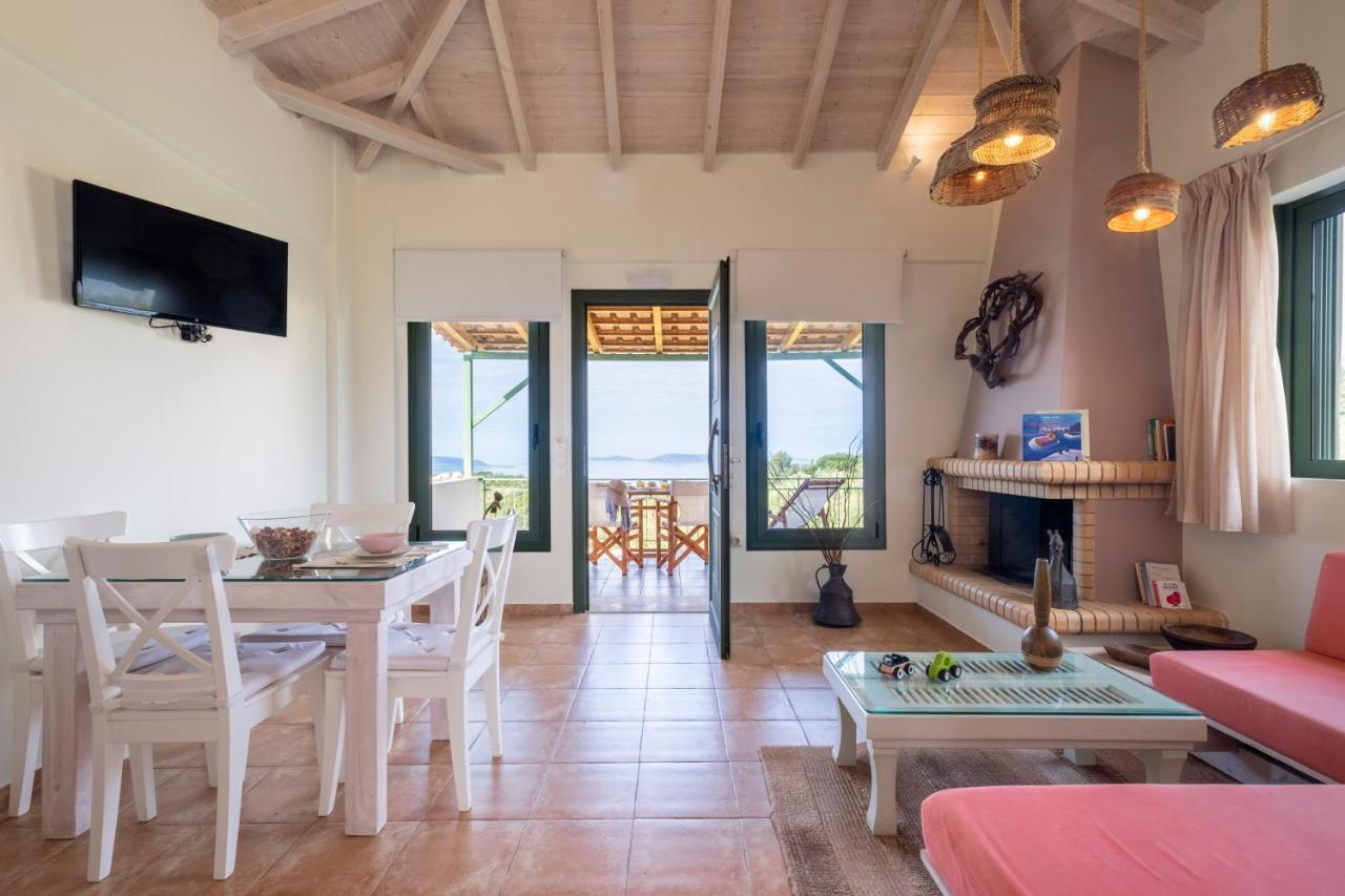 Chamaloni Cottages Finikounta Exteriör bild